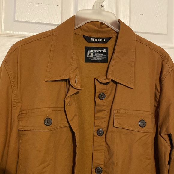 Womens Carhartt jacket - Picture 2 of 6